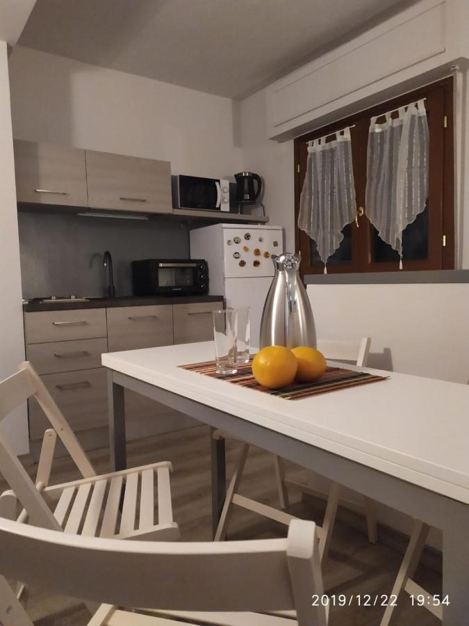 Appartamento In Villa Con Giardino A 300M Dal Lago Maggiore Кастеллетто-сопра-Тичино Экстерьер фото